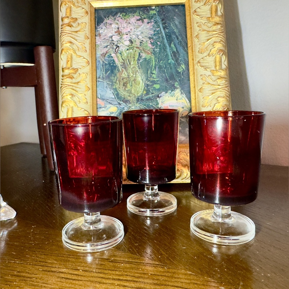 Set of 3 Vtg RUBY RED Cordial Shot Glasses France Luminarc Clear Stems & Base